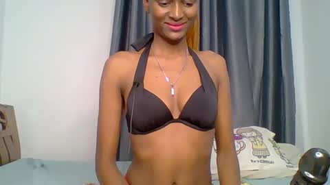 Snapshot of talisha_smiley chatting on 06/26/26, 06:51 talisha smiles online show from 06/26/26, 06:51