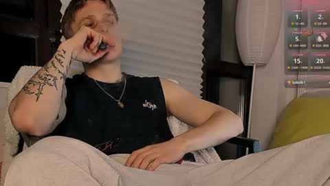 Colin online show from 06/12/26, 08:41