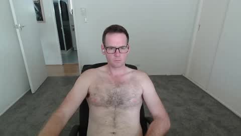 Snapshot of tallaussiedaddy chatting on 05/03/26, 03:56 tallaussiedaddy online show from 05/03/26, 03:56