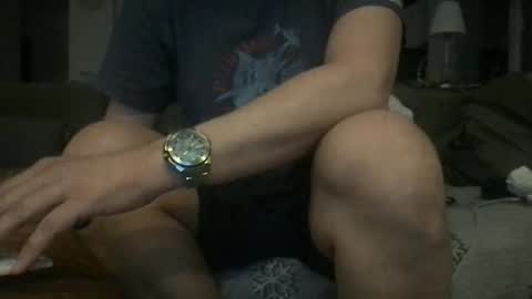 Snapshot of tallboy77eu chatting on 05/16/26, 11:46 Aligator online show from 05/16/26, 11:46