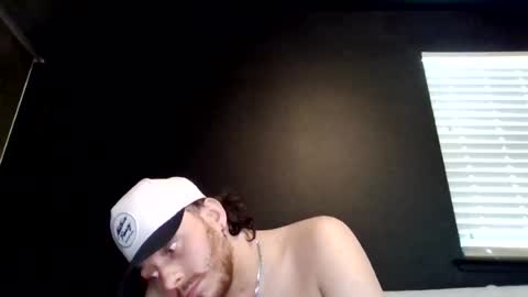 Snapshot of tallhungcloudyy chatting on 07/08/26, 02:43 tallhungcloudyy online show from 07/08/26, 02:43
