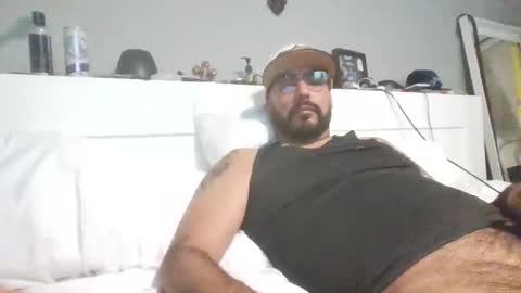 talllatino310 online show from 11/17/25, 09:09