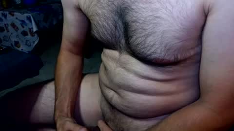 Snapshot of talltannhandsome chatting on 07/05/26, 01:18 talltannhandsome online show from 07/05/26, 01:18