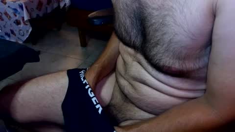 Snapshot of talltannhandsome chatting on 07/06/26, 10:01 talltannhandsome online show from 07/06/26, 10:01