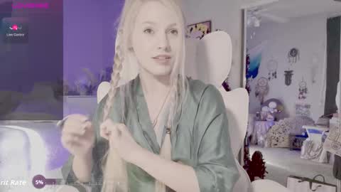 Snapshot of talulaa chatting on 10/19/25, 12:11 Talula  - OF talulaa online show from 10/19/25, 12:11