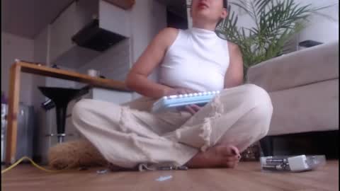 Snapshot of tamara_daniels chatting on 05/08/26, 03:50 Tamara online show from 05/08/26, 03:50