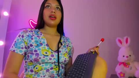 SOFIA  online show from 09/22/25, 03:25