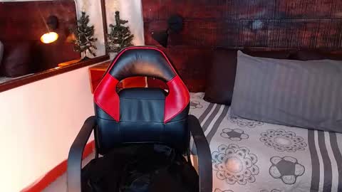    online show from 12/10/24, 09:11