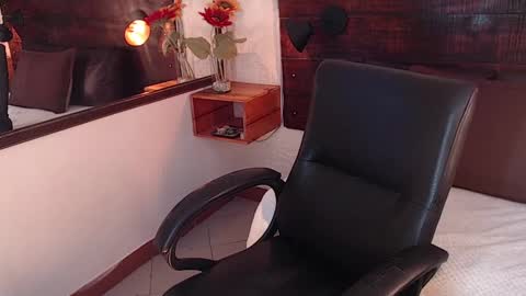    online show from 01/31/25, 10:10