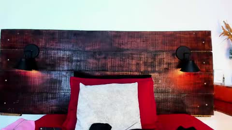 Snapshot of tamara_sanz1 chatting on 06/02/26, 10:50 online show from 06/02/26, 10:50