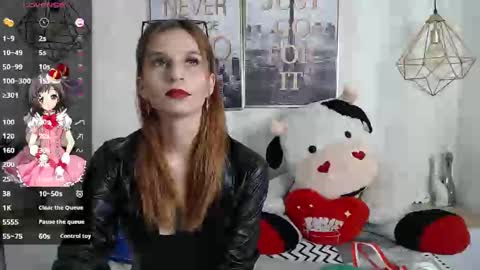 Snapshot of tamara_slimx chatting on 12/28/24, 11:37 Tamara online show from 12/28/24, 11:37