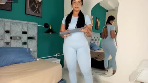 tamaraa online show from 11/28/25, 12:19