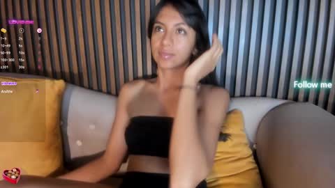 Snapshot of tamaraakins chatting on 02/10/25, 03:42 Tamy online show from 02/10/25, 03:42