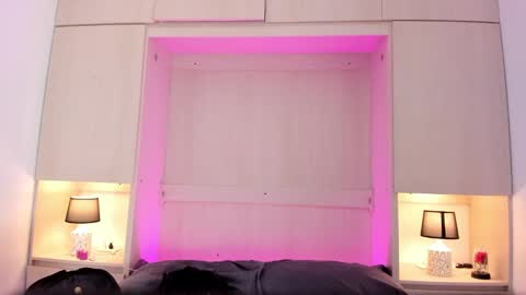 Tami online show from 02/06/25, 05:51