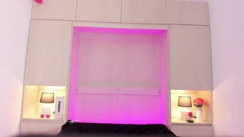 Tami online show from 02/22/25, 03:25