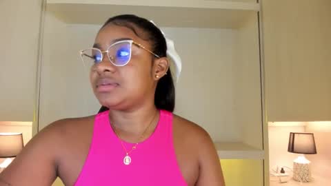 Tami online show from 11/22/25, 08:08