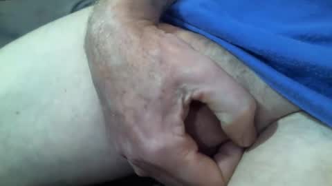 Snapshot of tambay2 chatting on 10/20/25, 09:10 tambay2 online show from 10/20/25, 09:10