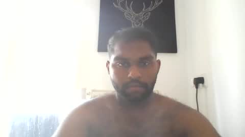 tamilpaiyan09 online show from 06/20/26, 06:49