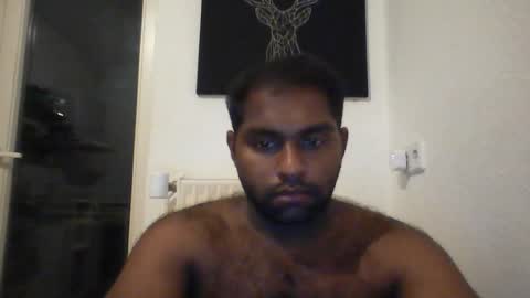tamilpaiyan09 online show from 07/18/26, 09:29