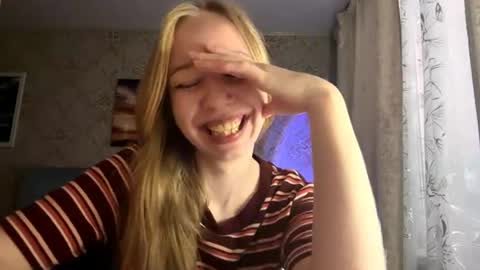 Snapshot of tammiglembocki chatting on 06/27/26, 12:22 Jenny online show from 06/27/26, 12:22