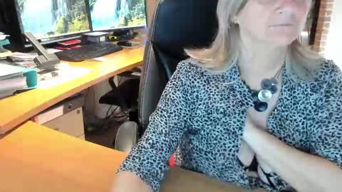 Tammy online show from 01/27/25, 09:34