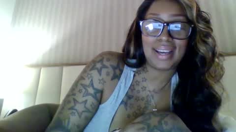 Snapshot of tammygold chatting on 12/12/24, 10:52 Tammygold online show from 12/12/24, 10:52