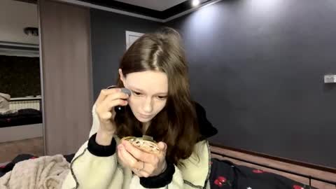 Adriana online show from 04/28/26, 08:03