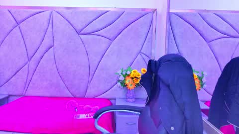 Snapshot of tammysmilee chatting on 11/14/25, 04:22 Tammy online show from 11/14/25, 04:22