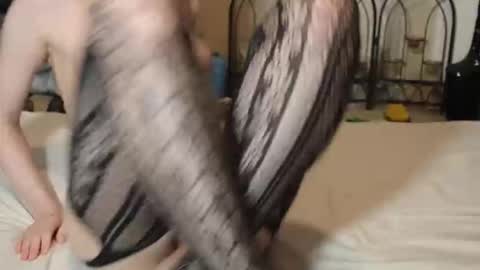 Snapshot of tamsintrans chatting on 02/01/26, 01:31 Tamsin online show from 02/01/26, 01:31