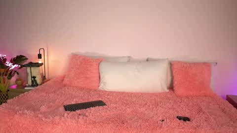 Tamy online show from 11/28/25, 12:13