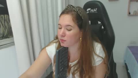 Snapshot of tamy_shine87 chatting on 02/08/25, 02:36 Im Samy online show from 02/08/25, 02:36