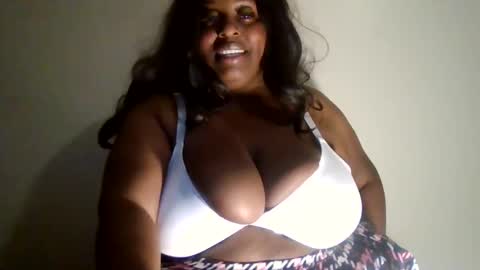 Snapshot of tamyajay chatting on 12/13/24, 03:32 Tamya Jay online show from 12/13/24, 03:32