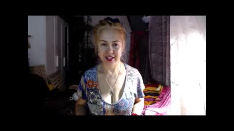 Milena online show from 11/11/25, 05:35