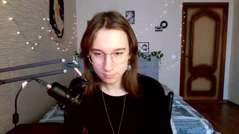 Snapshot of tangerine4dreams chatting on 02/17/25, 06:31 Milena Kuprianova online show from 02/17/25, 06:31