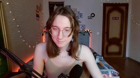 Snapshot of tangerine4dreams chatting on 02/22/25, 09:34 Milena Kuprianova online show from 02/22/25, 09:34