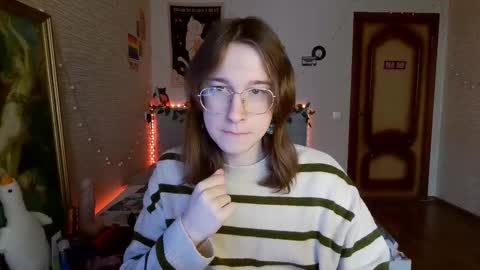 Snapshot of tangerine4dreams chatting on 03/02/25, 08:05 Milena Kuprianova online show from 03/02/25, 08:05