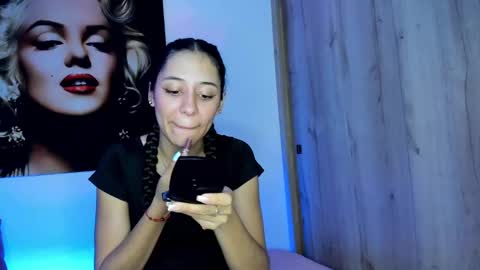 tania06 online show from 10/05/25, 01:20