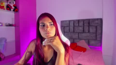 Snapshot of tania_heart chatting on 03/05/25, 03:40 tania_heart online show from 03/05/25, 03:40