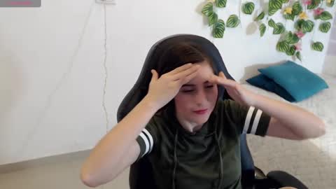 Tania  online show from 02/13/25, 04:39