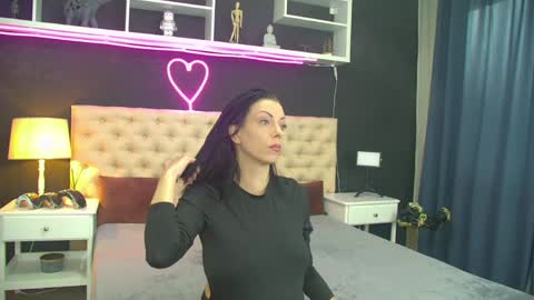 Tania Karevina online show from 05/11/26, 05:24