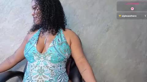 Snapshot of tanisha__lux chatting on 05/05/26, 03:36 Tanisha online show from 05/05/26, 03:36