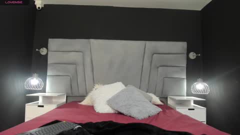 Snapshot of tanit_angels chatting on 02/27/25, 06:29 TANIT ANGELS online show from 02/27/25, 06:29