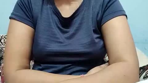 taniya_roy4628 online show from 04/30/26, 02:51