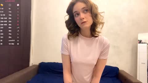 Snapshot of tannaringquist chatting on 03/05/26, 01:23 Mia online show from 03/05/26, 01:23