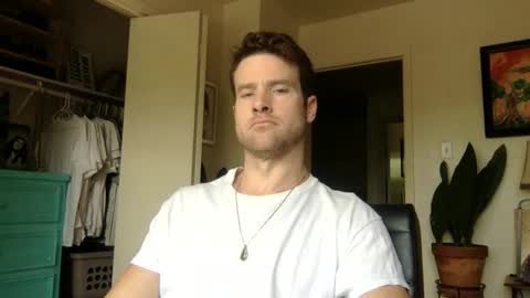 Dr. Love online show from 11/17/25, 06:14