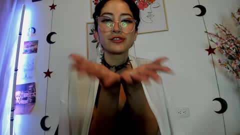 Snapshot of tanya_worldbondage chatting on 02/23/25, 02:29 tanya online show from 02/23/25, 02:29