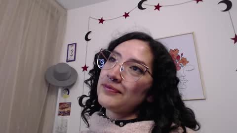 Snapshot of tanya_worldbondage chatting on 03/10/25, 04:07 tanya online show from 03/10/25, 04:07