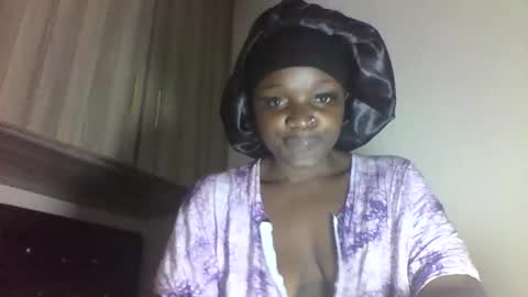 Snapshot of tanyezz chatting on 06/07/26, 06:06 Tanyezz online show from 06/07/26, 06:06