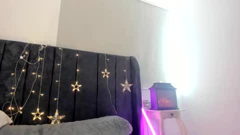 Snapshot of tara__ chatting on 03/29/26, 03:12 tara__ online show from 03/29/26, 03:12