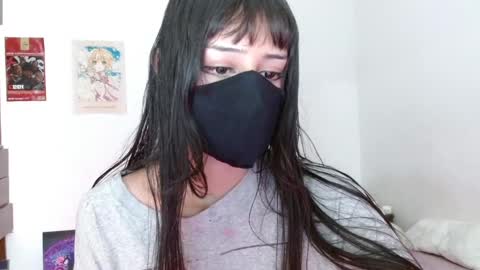 Snapshot of tara_tetsu chatting on 01/23/25, 12:25 xemy Please help me to reach 1000 thumbs up online show from 01/23/25, 12:25